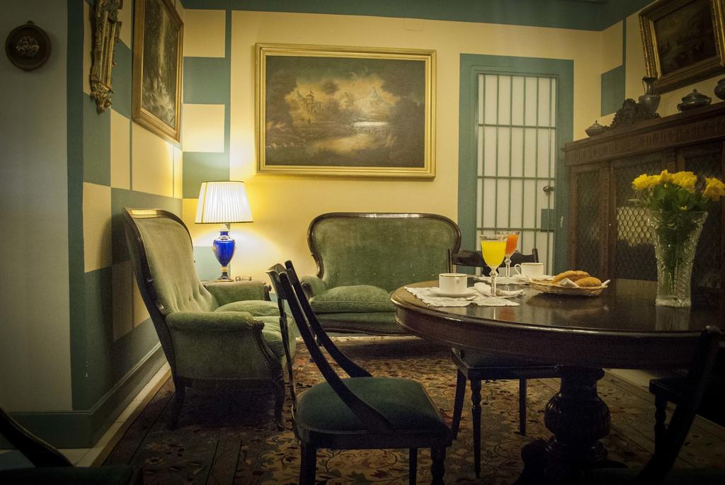Torre Ferrantina B&B De Charme Лече Стая снимка