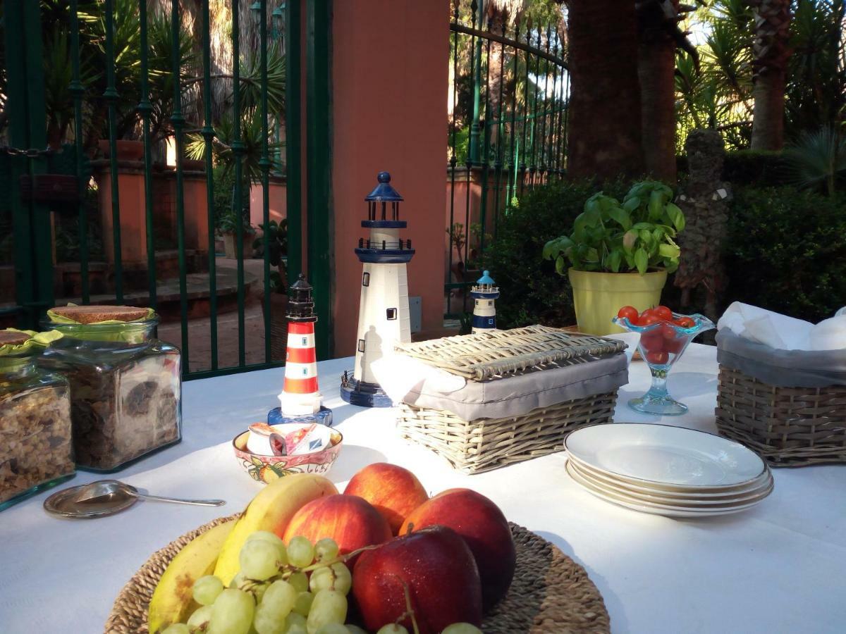 Torre Ferrantina B&B De Charme Лече Екстериор снимка