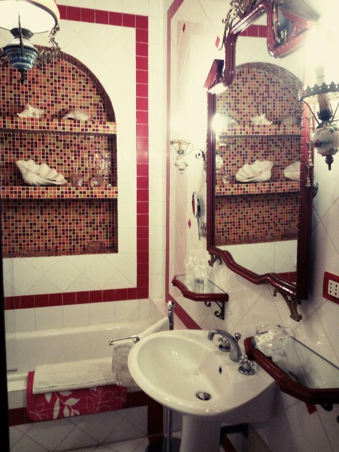 Torre Ferrantina B&B De Charme Лече Екстериор снимка